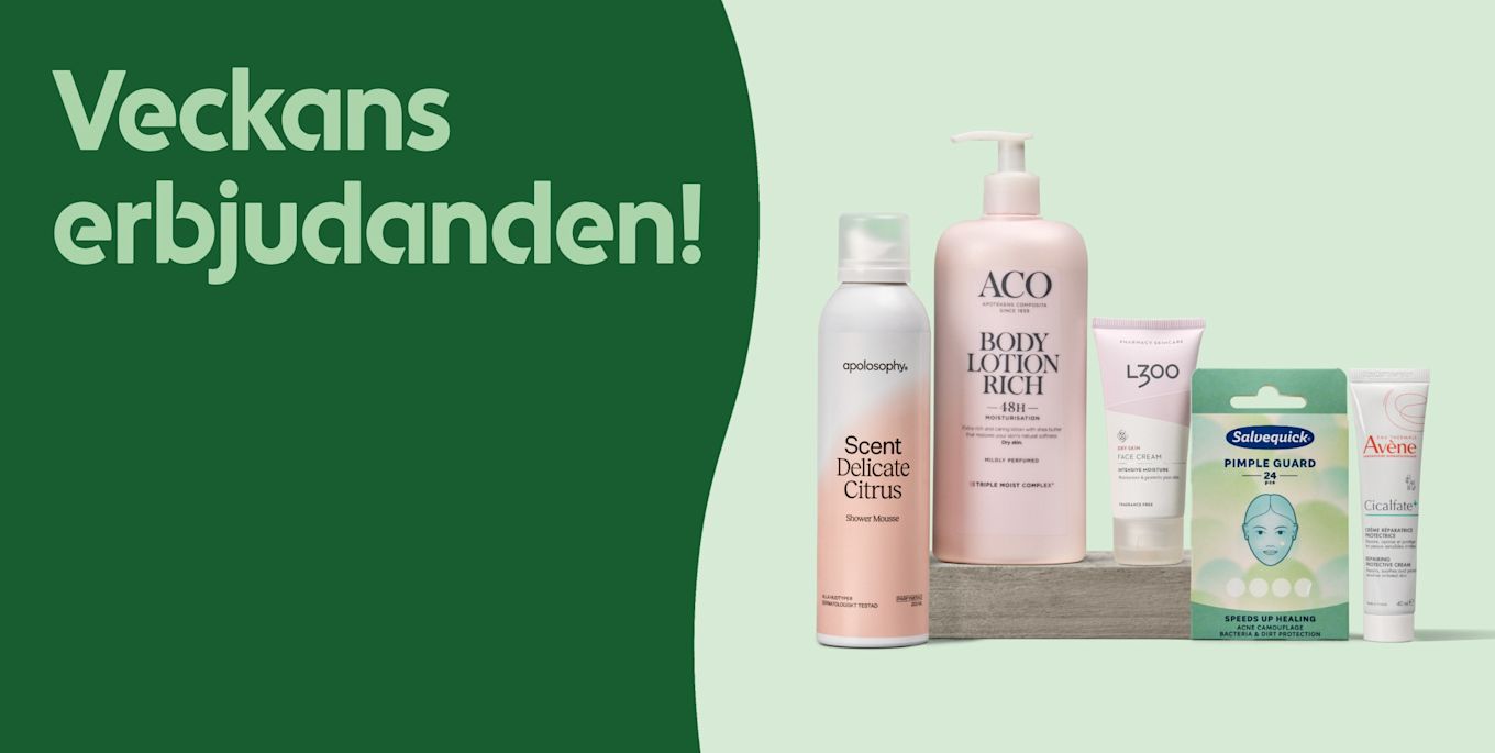 Fem hudvårdsprodukter i rad på ett ljust trästöd mot mintgrön bakgrund; från vänster: duschmousseflaska märkt "Scent Delicate Citrus", pumpflaska "ACO Body Lotion Rich", liten tub "L300", paket "Salvequick Pimple Guard" och tub "Avène Cicalfate". Rubriken "Veckans erbjudanden!".