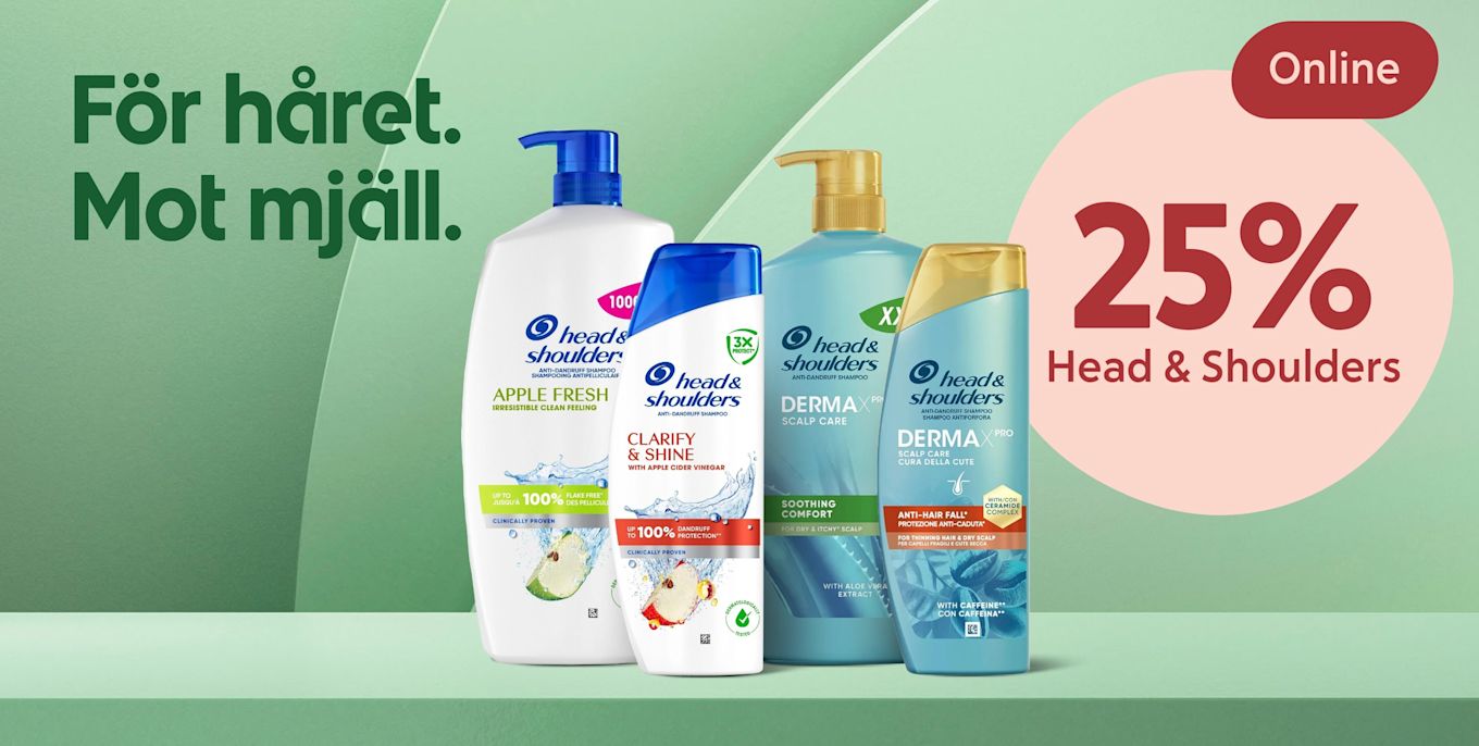 Fyra flaskor Head & Shoulders schampo i olika varianter stående på ett grönt podium med texten "För håret. Mot mjäll." till vänster och en rosa cirkel till höger med texten "25% Head & Shoulders" samt en röd oval märkning "Online".