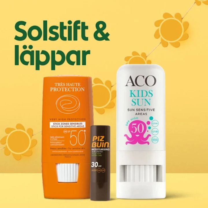 Tre solskyddsprodukter för känsliga områden och läppar med SPF 50 och 30 mot en gul bakgrund med solmotiv och texten "Solstift & läppar".