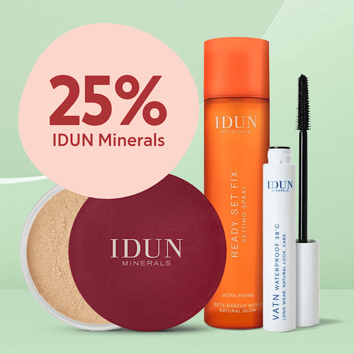 25% rabatt-etikett framför IDUN Minerals puder, orange setting spray och vit mascara med borste på ljusgrön bakgrund.