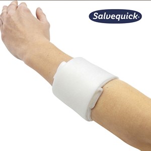 Salvequick MED Foam Bandage 8 cm x 1 cm