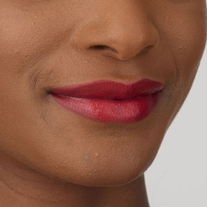IsaDora Perfect Moisture Lipstick 4g 210 Ultimate Red 