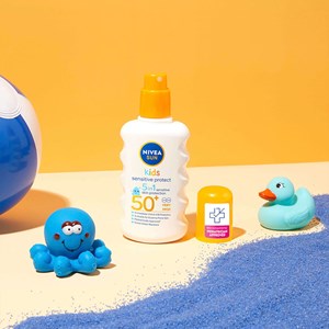 Nivea Sun Kids Sensitive Protect & Play Spray SPF 50+ 200 ml